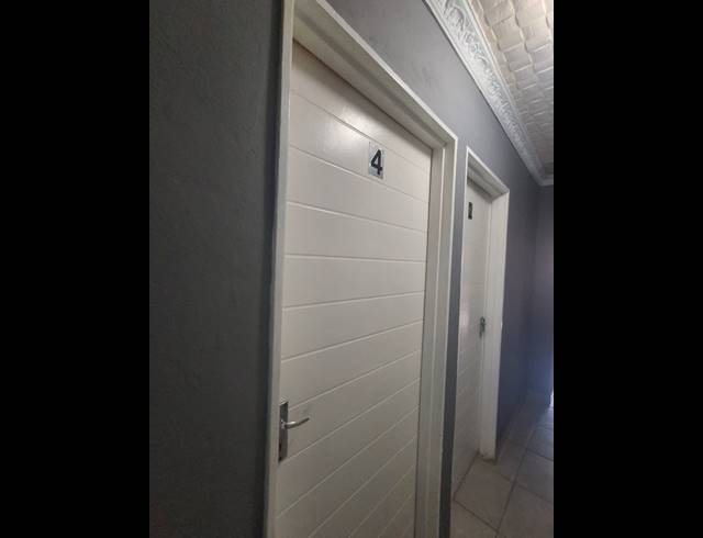 9 BEDROOM HOUSE FOR SALE IN BEDWORTH PARK